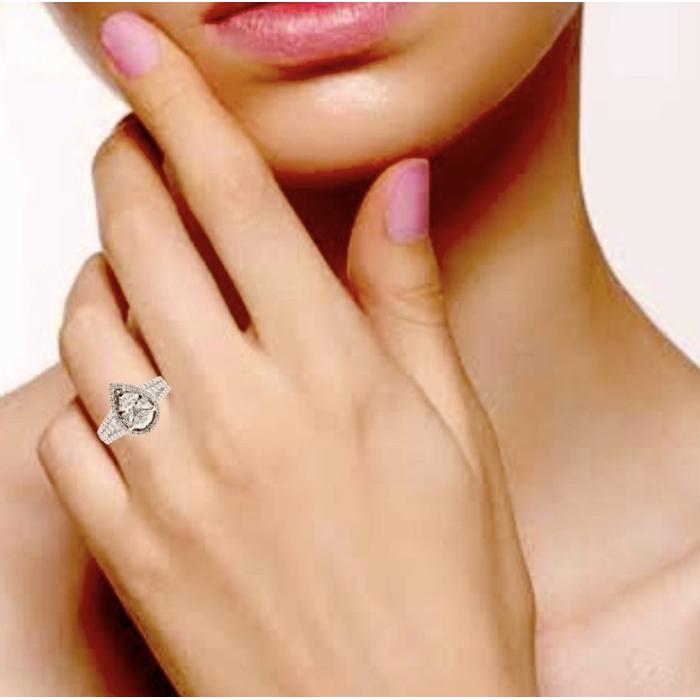 Pearshape Diamond Ring 18k white gold-Diamond Jewelry