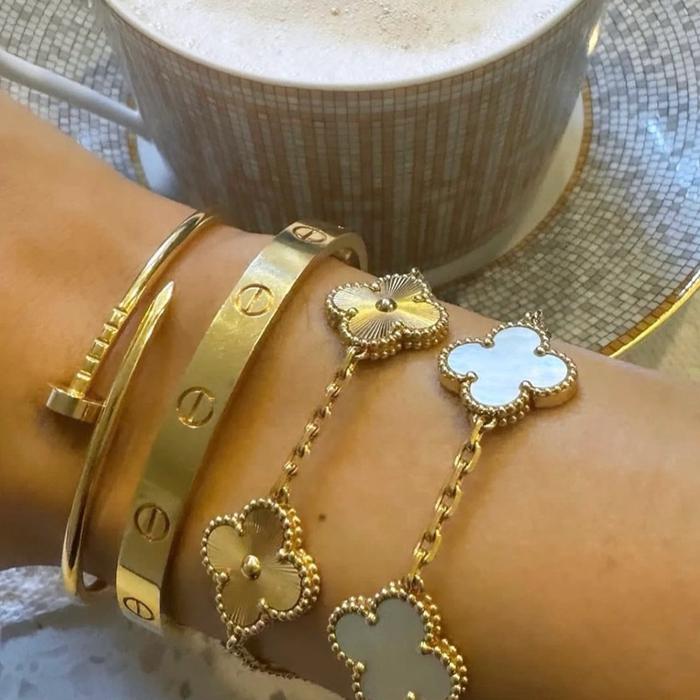 Gelang Bunga Clover Gold 18K 5 Motif Bunga Ukuran 15mm 13-15gr/ gold clover bracelet 18k - Vintage 15 mm