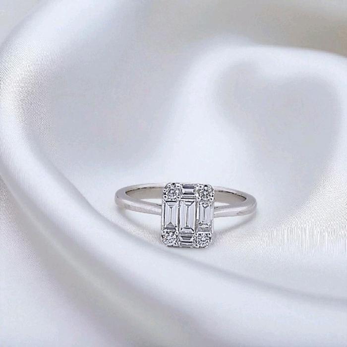 Baguette Diamond Ring 18K / Cincin Berlian Baguette 18K / Diamond Jewelry 95CBD83800AB-HT