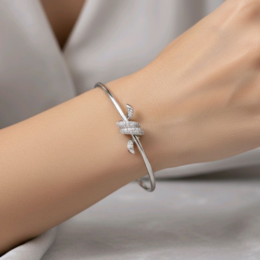 Knot White Gold Bangle Bracelet 17K / Gelang Emas Putih Knot 17K / Diamond Jewelry / 475GMS343LS
