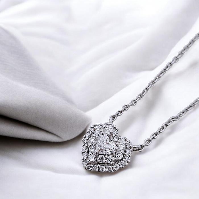Heart diamond Necklace 18K white gold