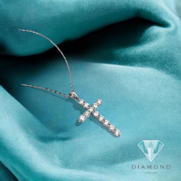 Solitaire Illusion Diamond Cross Pendant 18K