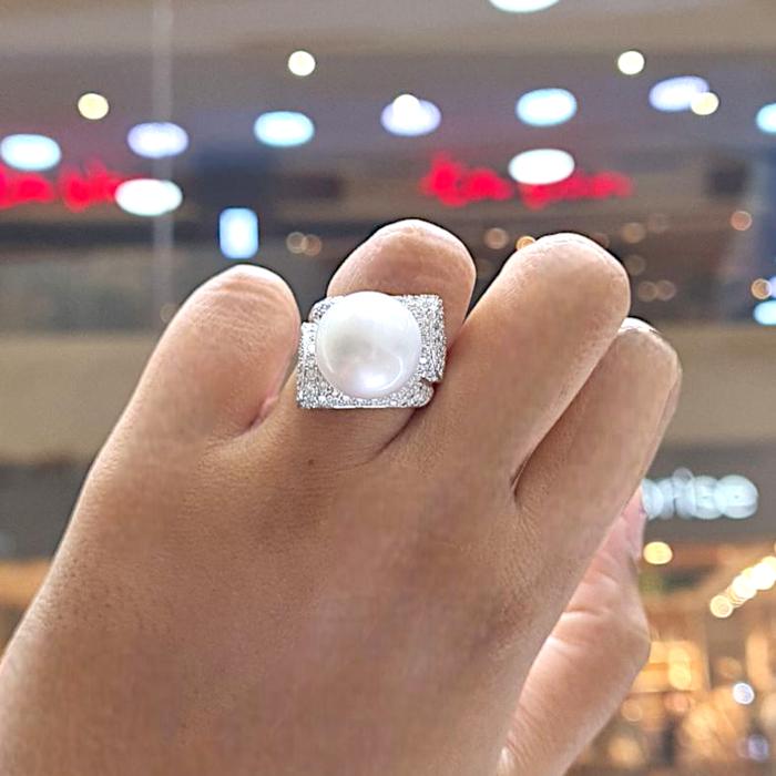 Pearl Diamond Ring 18K / Diamond Jewelry