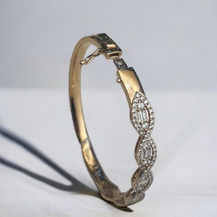Ulir Baguette Twist Diamond Bangle 18k gold-Diamond Jewelry