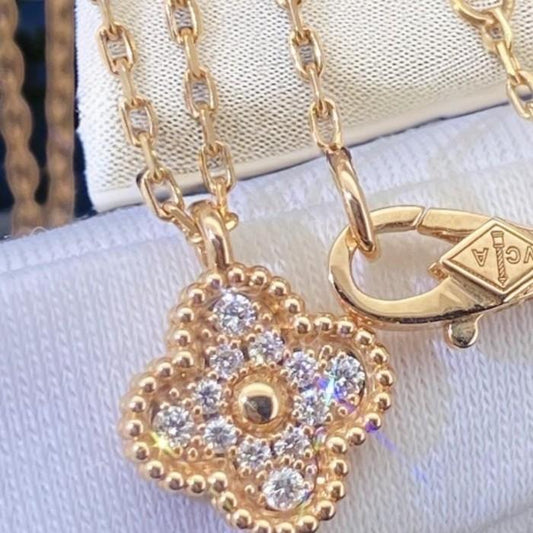 Sweet diamond gold clover vc 18k-Diamond Jewelry