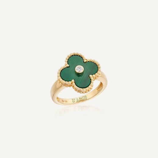 Vca holiday diamond ring 18 K gold Diamond Jewelry