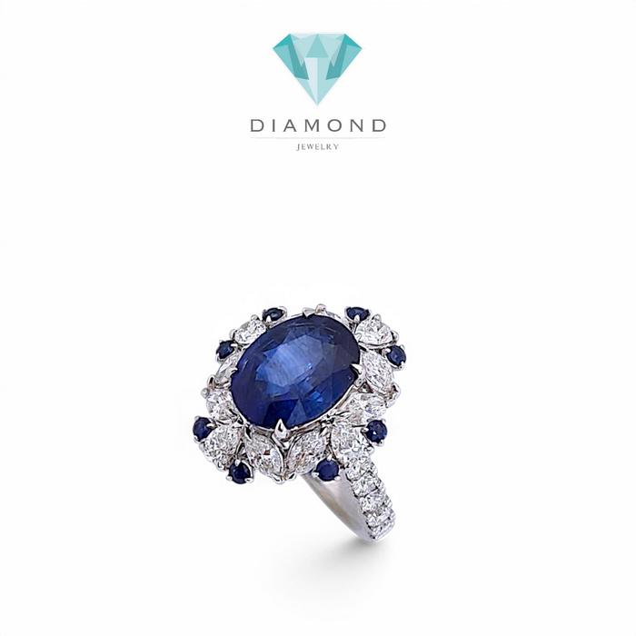 Blue Sapphire Diamond Ring 18K / Diamond Jewelry
