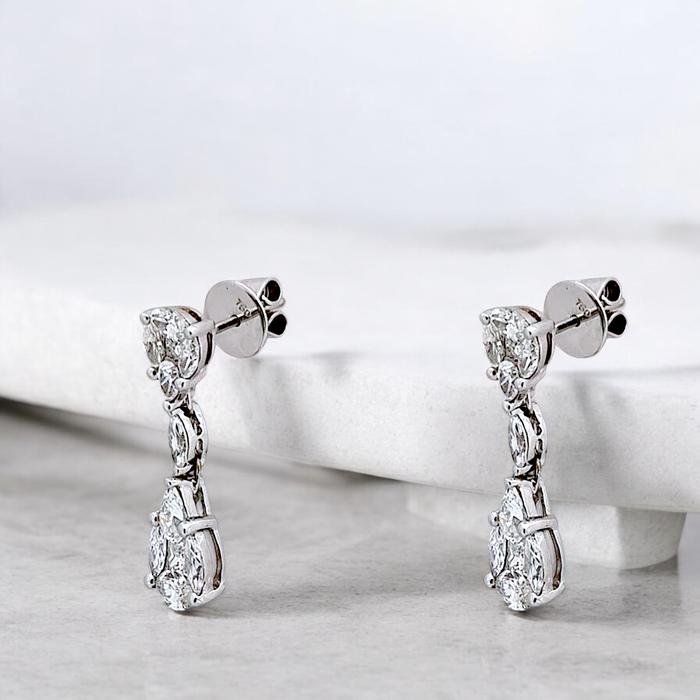 Tear Drop Diamond Earring 18K / Diamond Jewelry