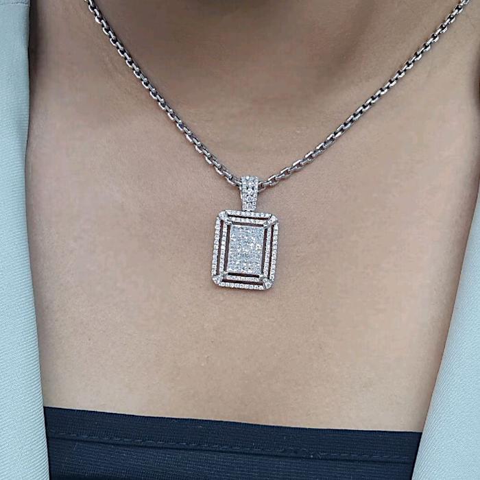 Liontin Square Diamond 18K / Diamond Jewelry