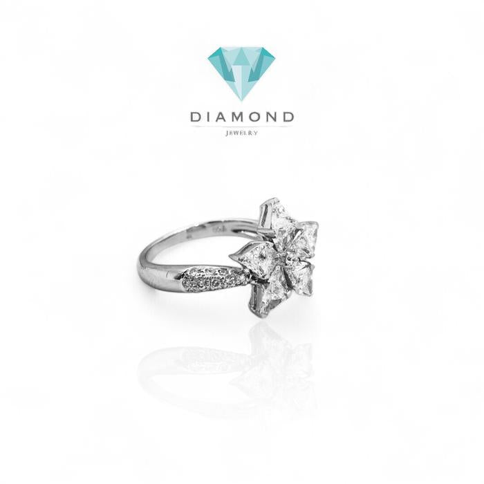 Flower Diamond Ring/Cincin Berlian Bunga18K Diamond Jewelry