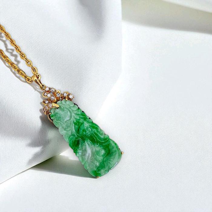 Liontin Jade Diamond 18K / Diamond Jewelry 23BLKV26050WP-HT
