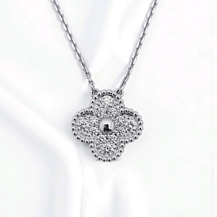 Clover Diamond Necklace 18K / Kalung Clover Berlian 18K / Diamond Jewelry 394KBDAB87000LS-HT