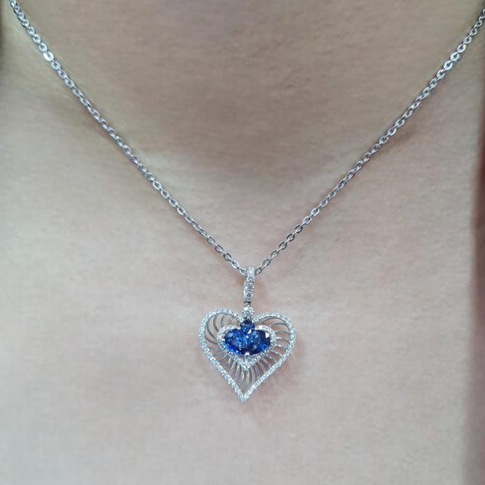 Love Blue Sapphire Liontin 18K / Diamond Jewelry