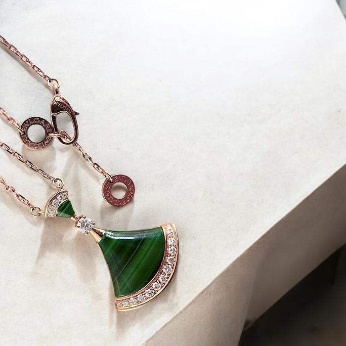 Diva's Dream Necklace / Diamond Jewelry