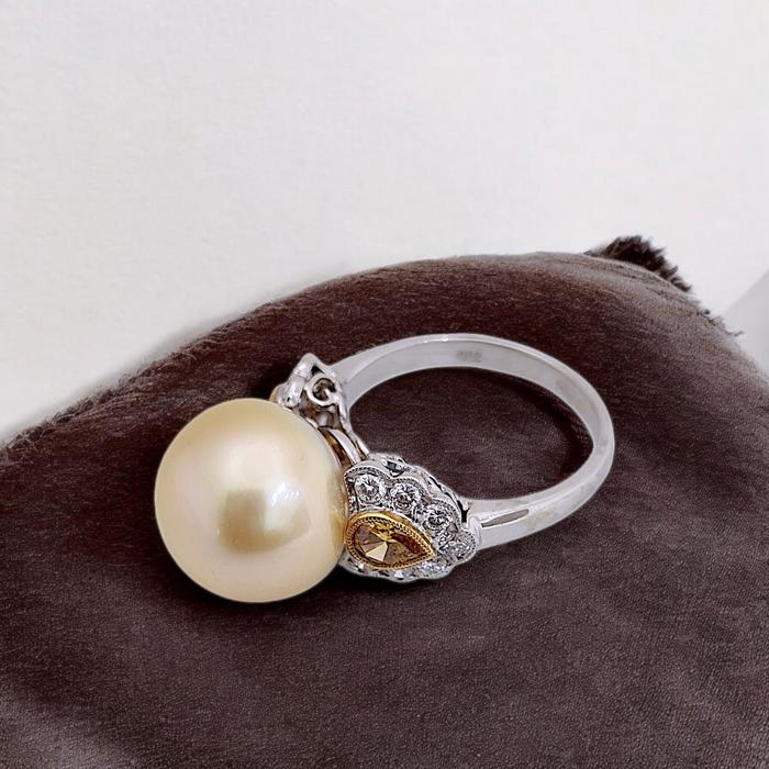 Pearl Diamond Ring 18K / Diamond Jewelry