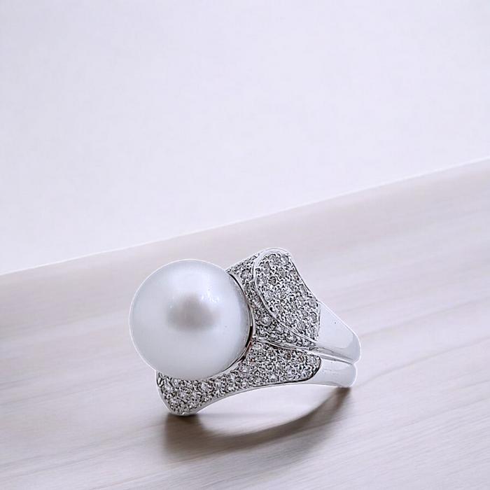 Pearl Diamond Ring 18K / Diamond Jewelry