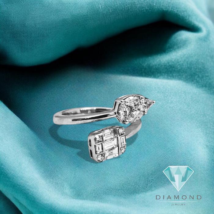 Baguette & teardrop Diamond Ring