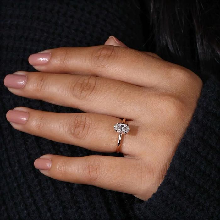 OVAL 0.9-1 crt Diamond Natural Ring-Diamond Jewelry
