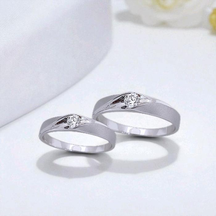 Classic Wedding Ring 18K / Cincin Nikah Klasik 18K / Diamond Jewelry 70CBNKH8664WPLS - 69CBNKH4484WPLS