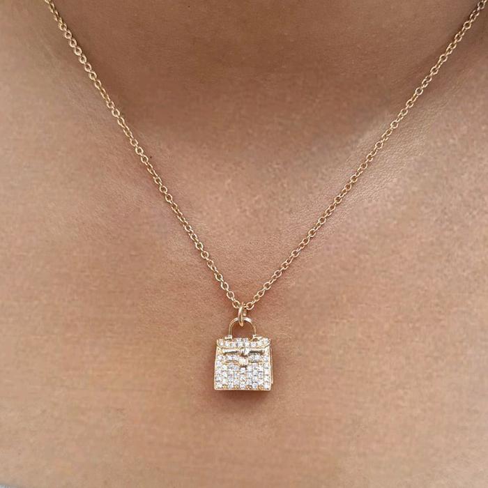 Amulette HR Diamond Necklace 18K-Diamond Jewelry-398KBD12000RY