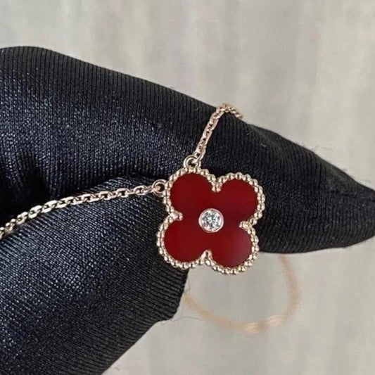 Clover Red Charnelian Holiday With Diamond Necklece/Kalung Berlian Diamond Jewelry-104KBD66000AB-HT
