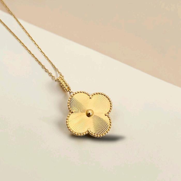 Clover Magic Alhambra Yellow Gold Necklace 18K / Diamond Jewelry / 158KBD185000AB