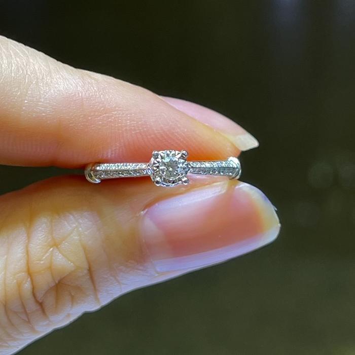 Diamond Solitaire Parisian illusion diamond Ring 18K / Diamond Jewelry