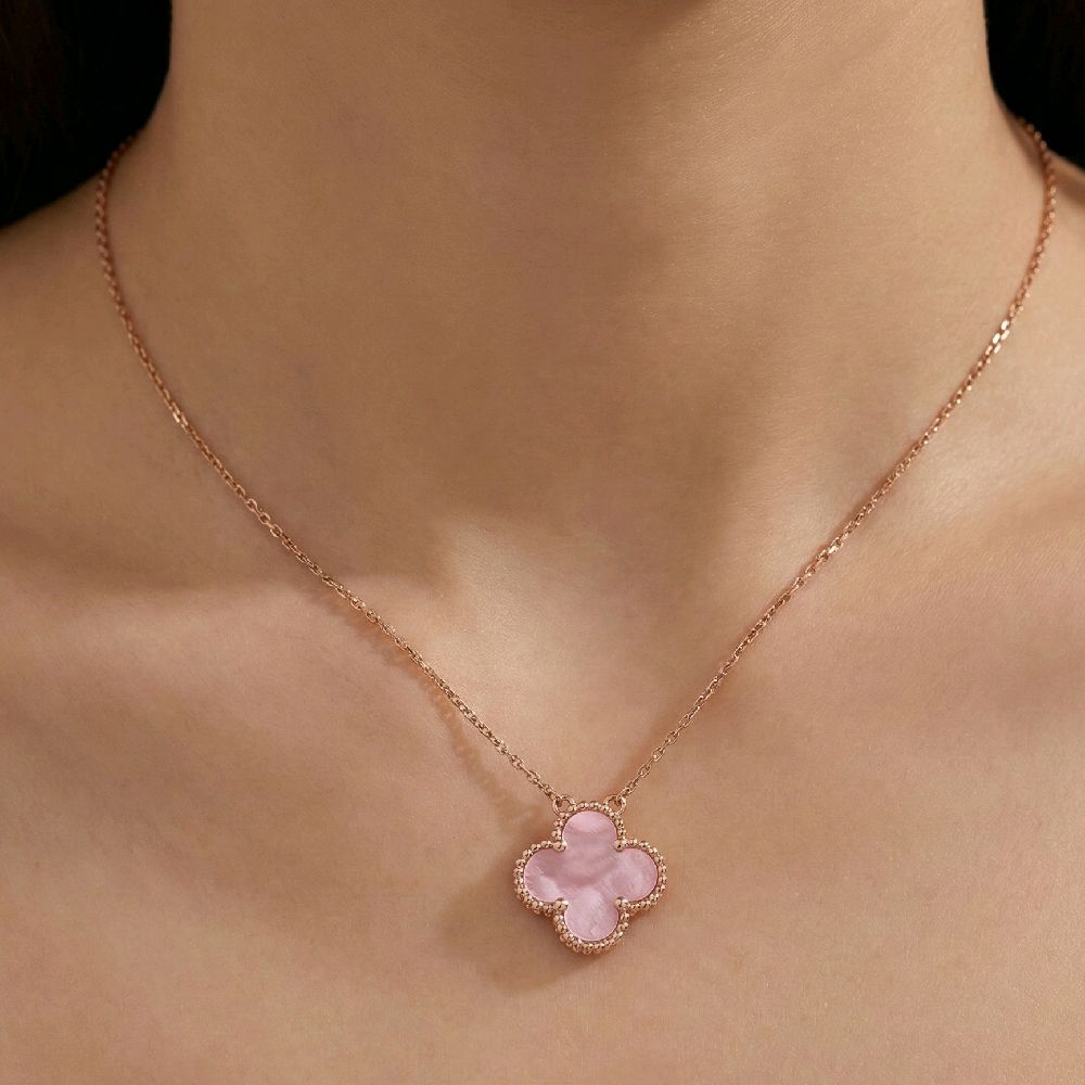 Pink Clover Vintage Necklace 18K / Kalung Pink Clover Vintage 18K / Diamond Jewelry - 145KBD62000AB