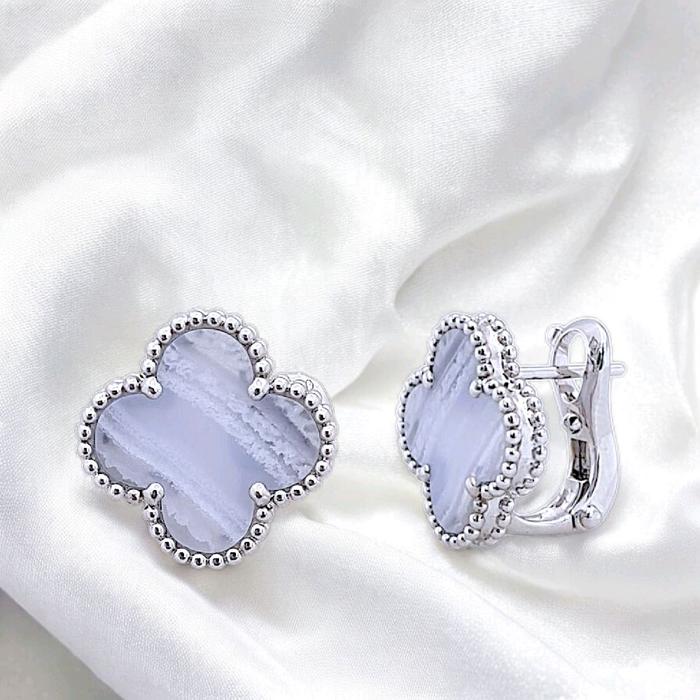 Clover vintage Chalcedony Earring 18K / Diamond Jewelry