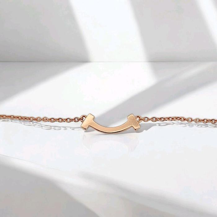 Small Smile Necklace 18K / Diamond Jewelry 394KBD266RY