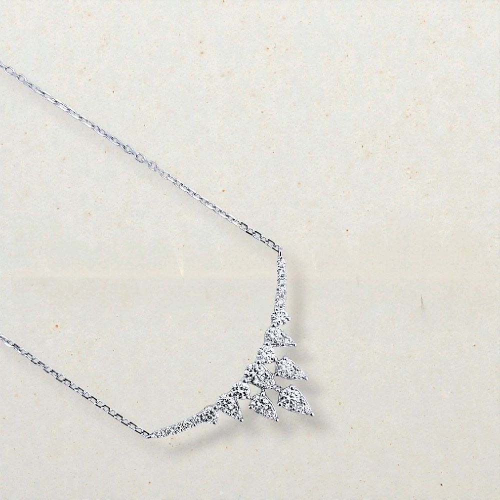 Eternal Pear Diamond Necklace 18K / Kalung Berlian Eternal Pear 18K / Diamond Jewelry - 147KBD95000AB