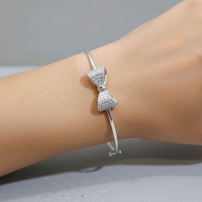 Ribbon  White Gold  Bracelets 17K / Gelang Emas Putih Pita 17K / Diamond Jewelry / 476GMS411LS