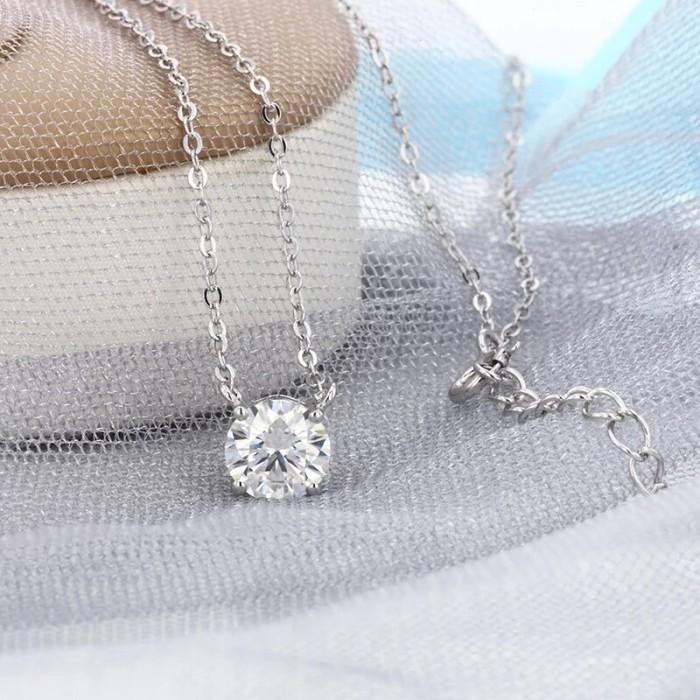 Diamond solitaire necklace 18K white gold with necklace