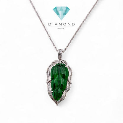Giok With Diamond Liontin / Diamond Jewelry