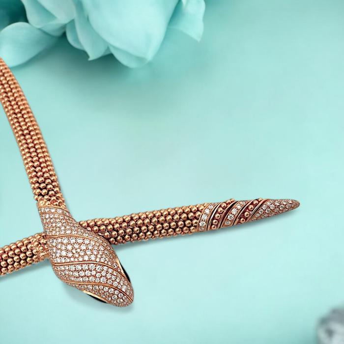 Serpenti Necklace / Diamond Jewelry