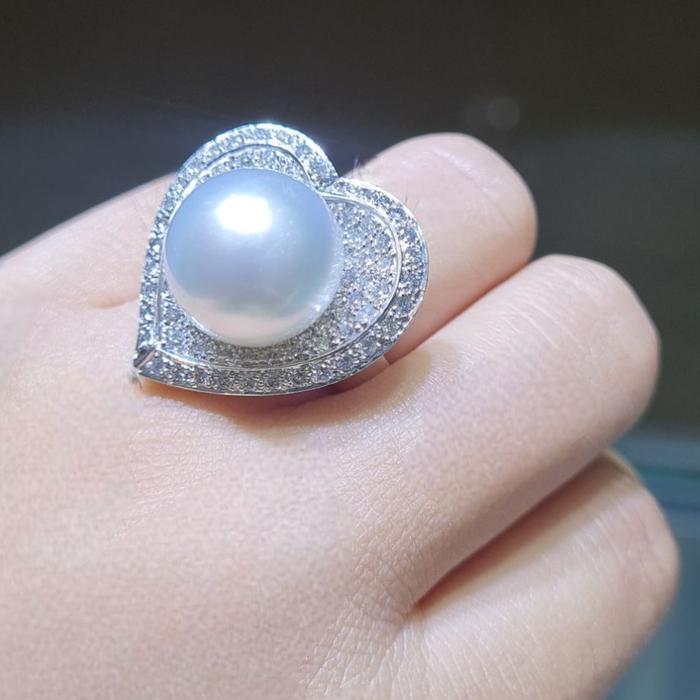 Love Pearl Diamond Ring 18K / Diamond Jewelry