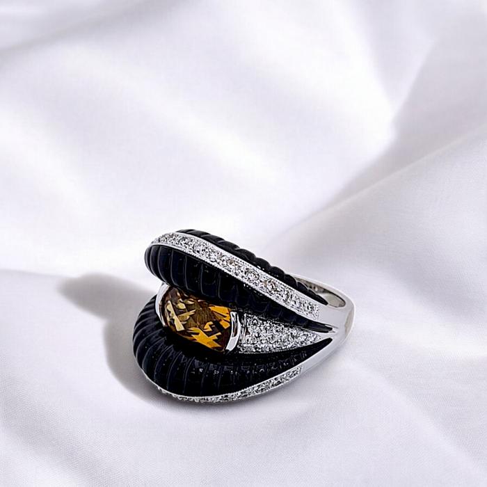 Yellow Diamond Ring 18K / Diamond Jewelry