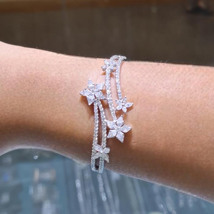 Star diamond Bangle- Diamond Jewelry - White 0303041