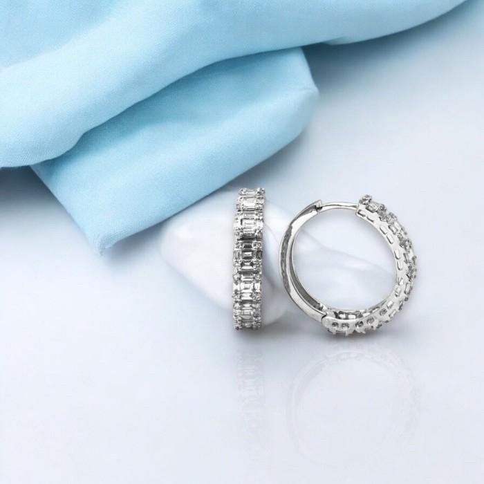 Baguette diamond hoop earring 18k/anting hoop berlian baguette/anting berlian clara baguette-Diamond Jewelry