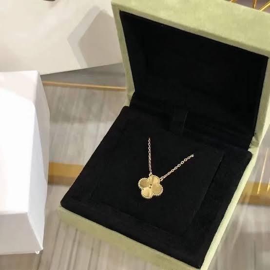 Clover Necklace Gold Vintage 18K Diamond Jewelry-388KBD3000LS-(1100HT)