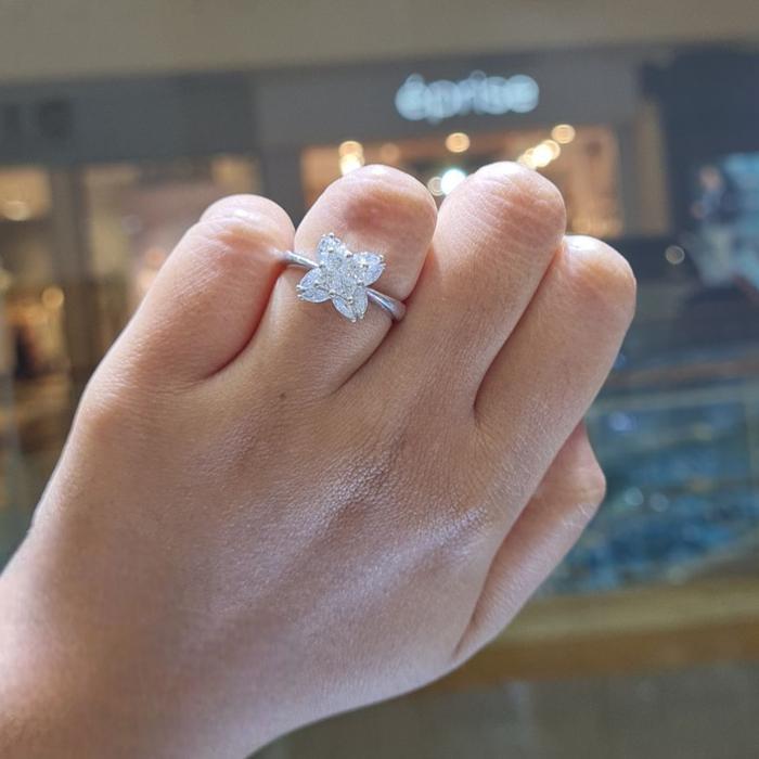 Diamond clover princess square Ring Diamond 18K / /Cincin berlian square  princess clover/Diamond Jewelry