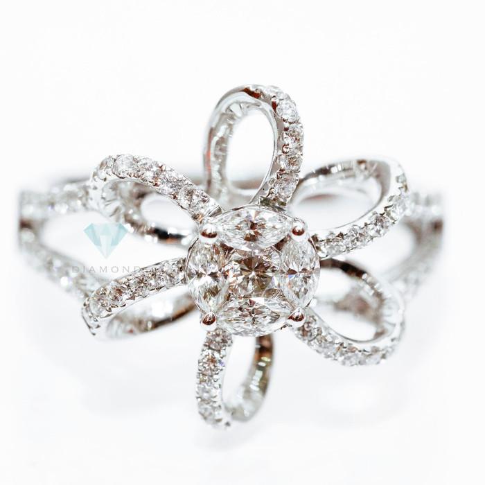 Flower Diamond Ring - Cincin Berlian - Diamond Jewelry -01010511