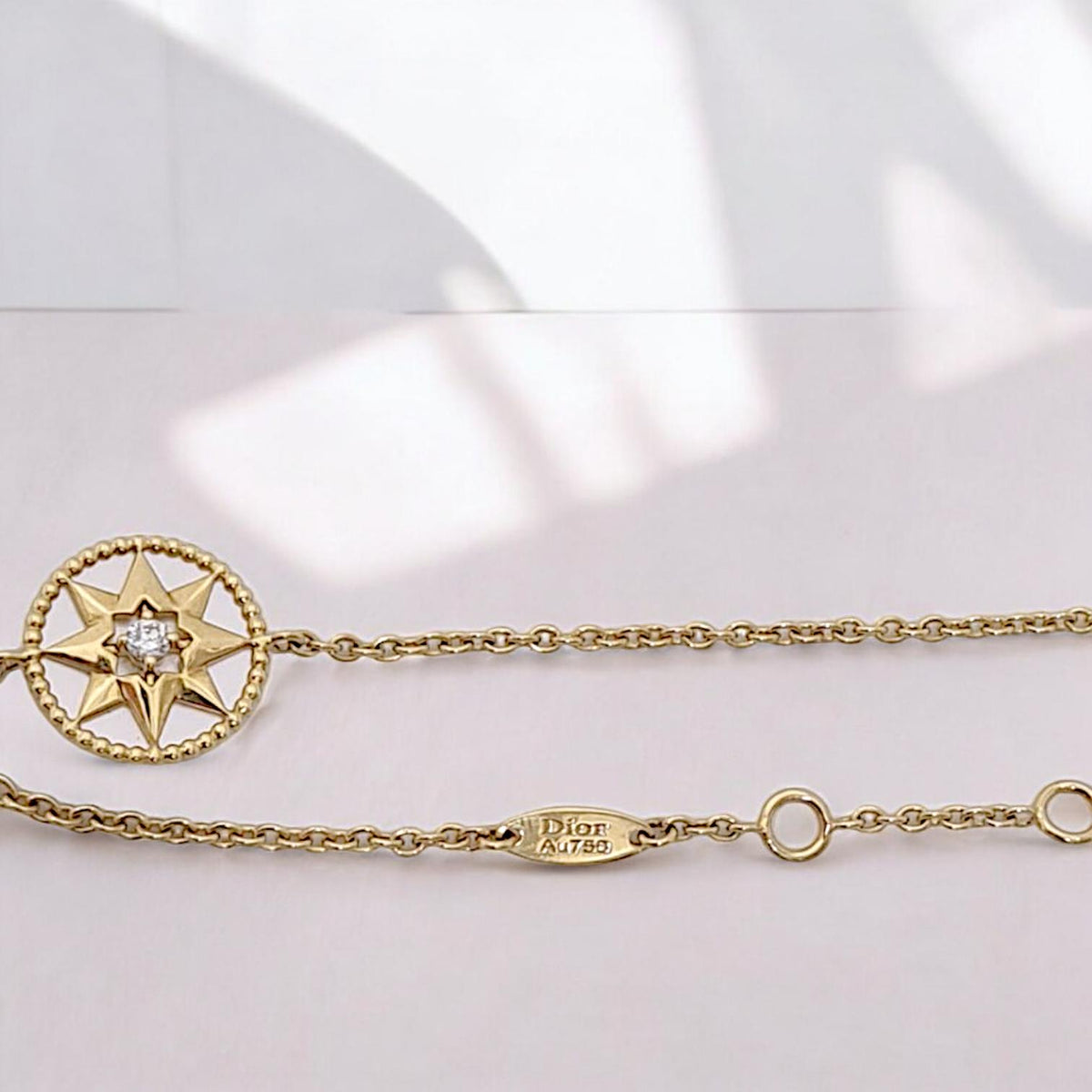 Star Lucky MOP Diamond Bracelet 18K / Diamond Jewelry-381GBD258RY-HT
