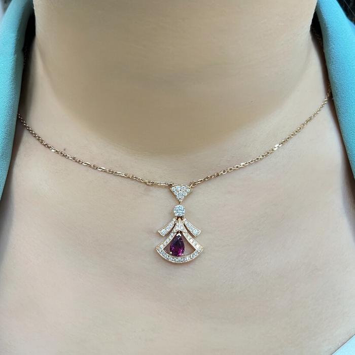Diva's Necklace 18K / Diamond Jewelry-5KBD5646DM-(2300HT)