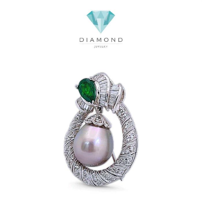 Pearl Diamond Bross 18K / Diamond Jewelry