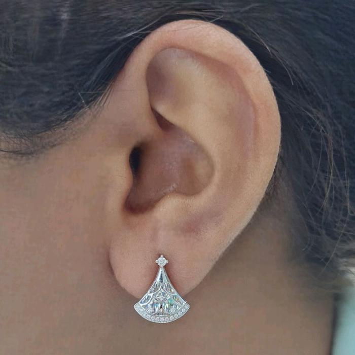 Diva's Diamond Rainbow Sparkle Earring 18K / Diamond Jewelry