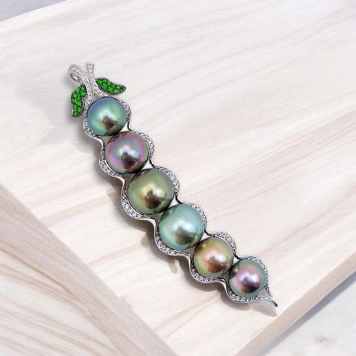 Liontin Peas Black Tahiti Peas Sout Sea Pearl Diamond 18K / Diamond Jewelry-359LM3440LSWP-HT