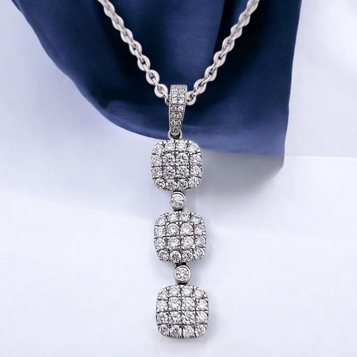 Liontin Cushion Diamond 18K / Diamond Jewelry