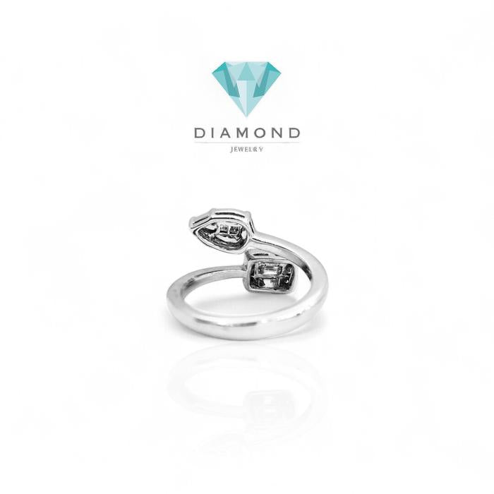 Baguette & teardrop Diamond Ring