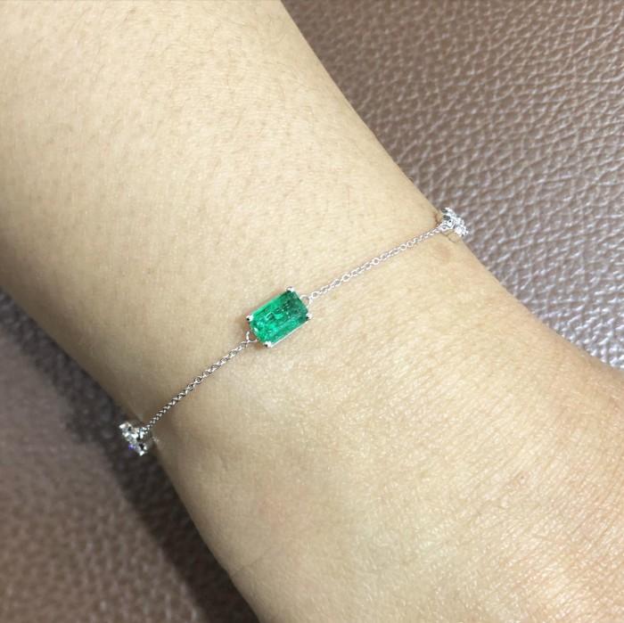 Green emerald diamond bracelet 18k- Diamond Jewelry